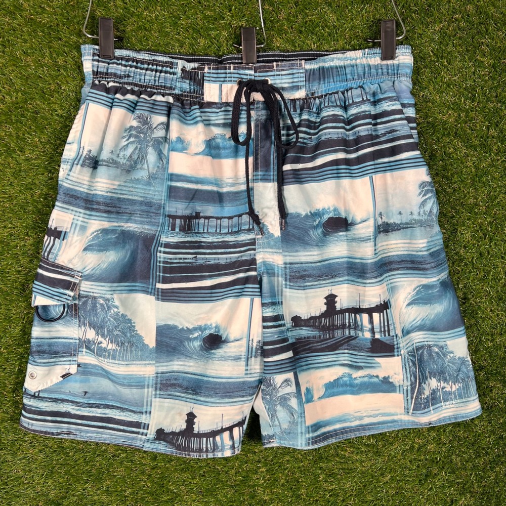 Newport Blue Mens XL Swim Trunks Blue Scenic Ocean Wave Pier Cargo Pocket